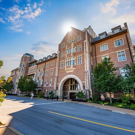 The Knight Center At Washington University University City Экстерьер фото