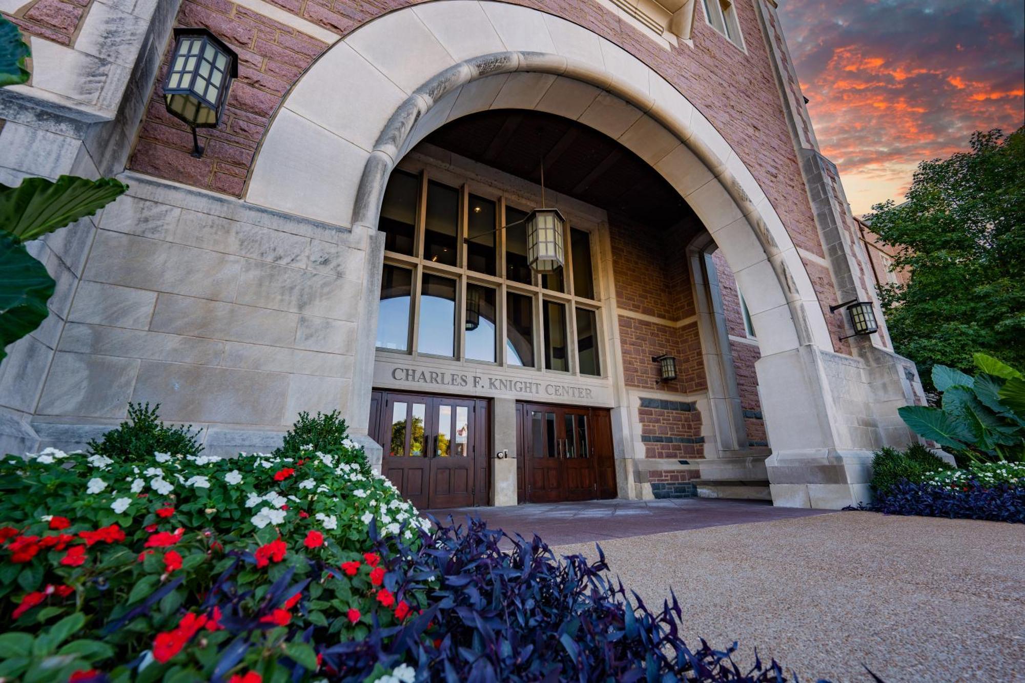 The Knight Center At Washington University University City Экстерьер фото